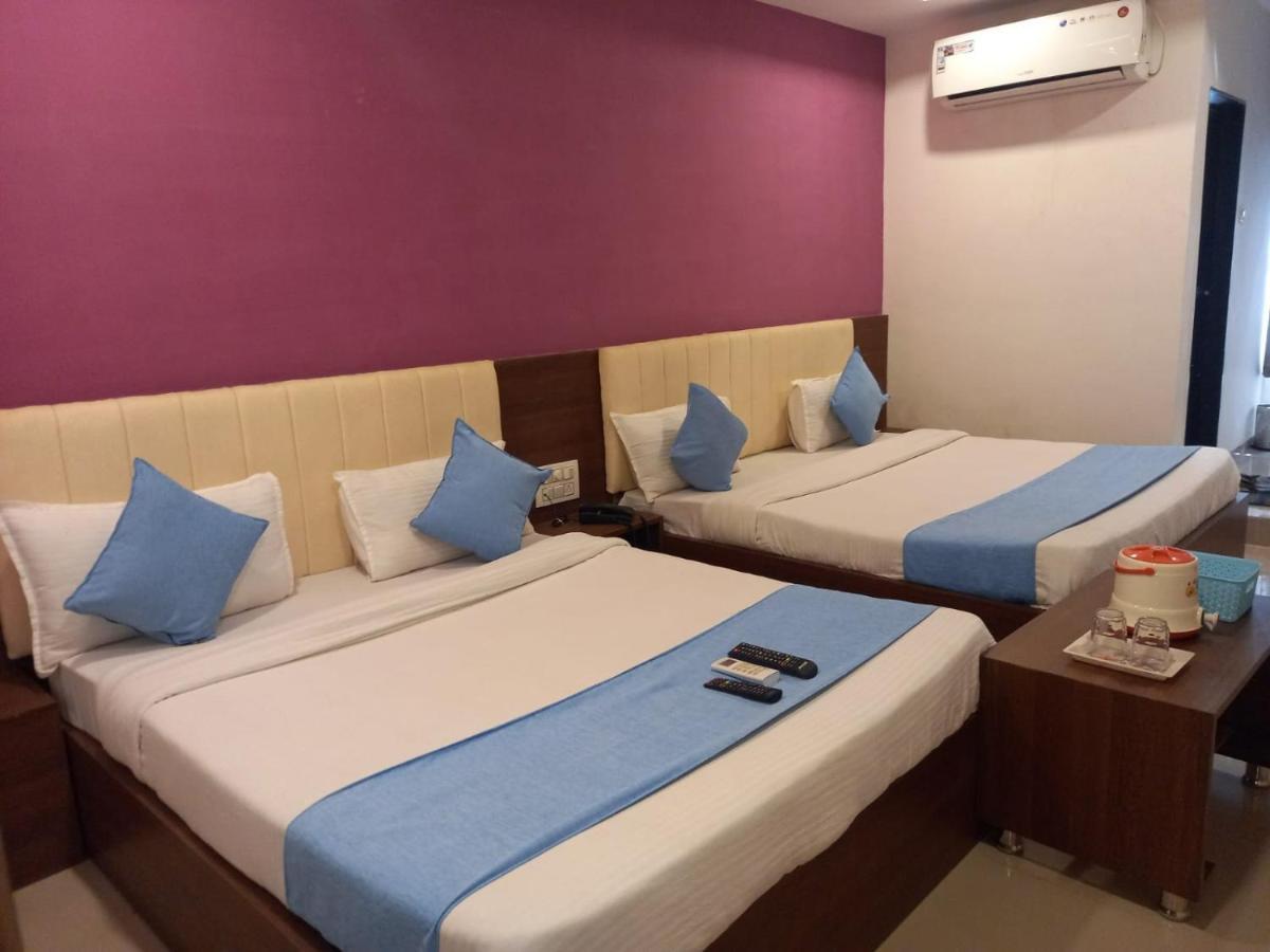 Hotel Nilkanth Inn Hālol Buitenkant foto